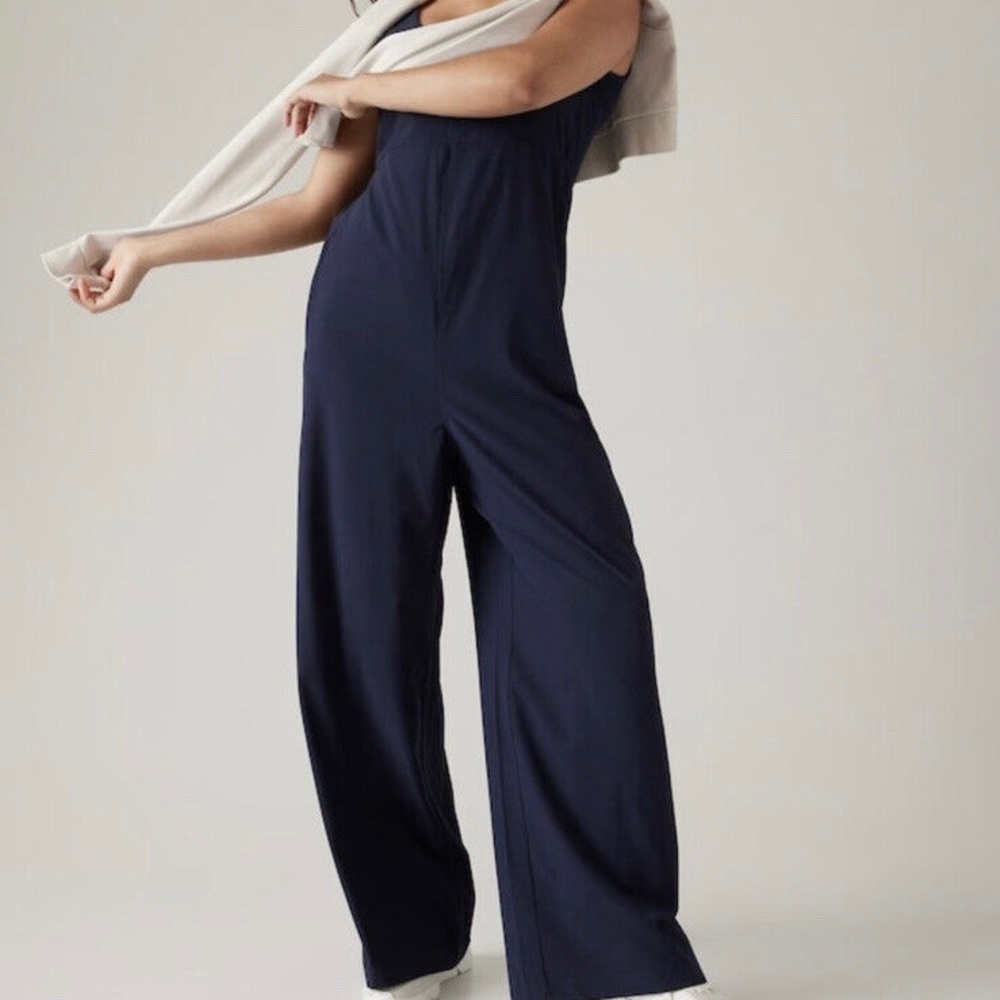 NWOT Athleta Passenger Jumpsuit Romper One-piece Navy Blue Sz L
